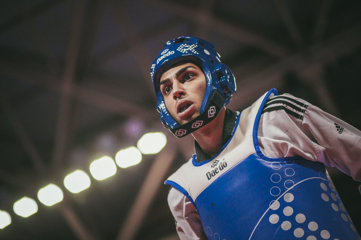 taekwondofita's tweet photo. Mente lucida, luce negli occhi e sguardo rivolto al futuro. 🇮🇹👊🏻 Day 2! 🔔

📸 @RobertoZazzara 

#itatkd #campionatiitaliani #nere23 #taekwondo #ancona #anconacity https://t.co/douOjRGxkD