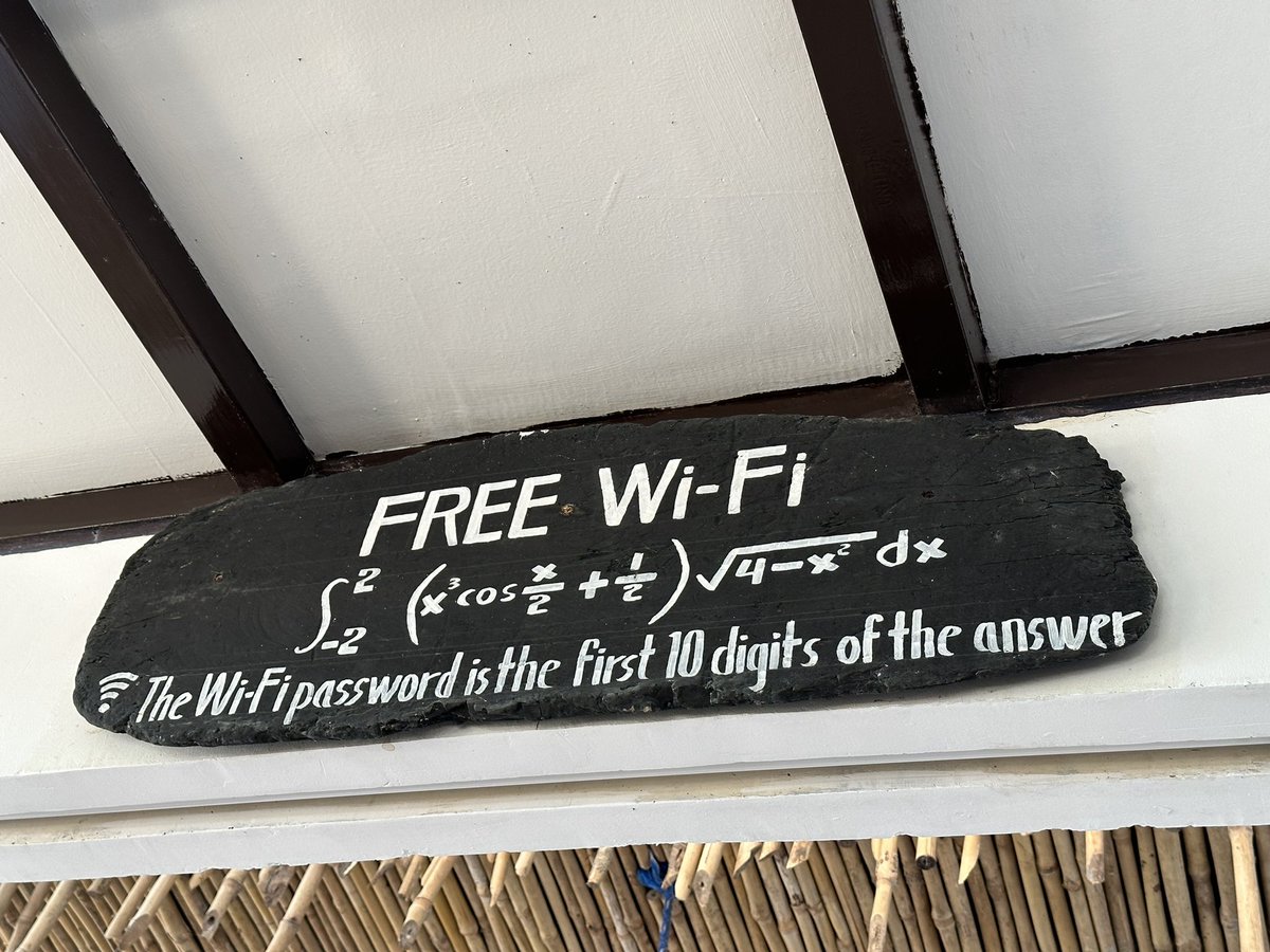 Wifiのパスワードは、回答の数字の最初から10桁になります。