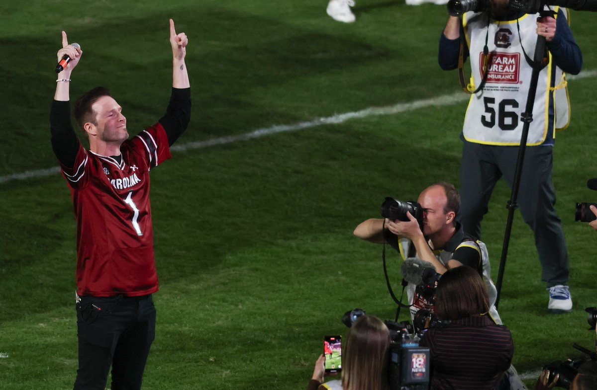 Sam Wolfe tweet media