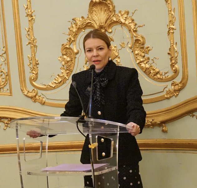 IBivolaru's tweet photo. Une tradition - «Fête de la Rentrée» de la Ligue des étudiants roumains à l'étranger #LSRS, Filiale France, au Palais de Béhague. J'ai salué toute l'énergie positive qui s'est dégagée, prémisse pour de futurs projets communs entre @RoumanieFrance & la Ligue. https://t.co/r8K9sYVRwj