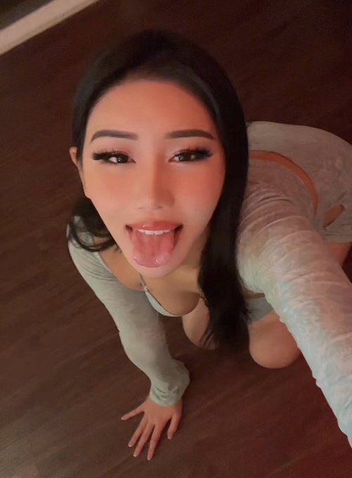 My future boyfriend&rsquo;s POV https://t.co/4XYXICTd9C