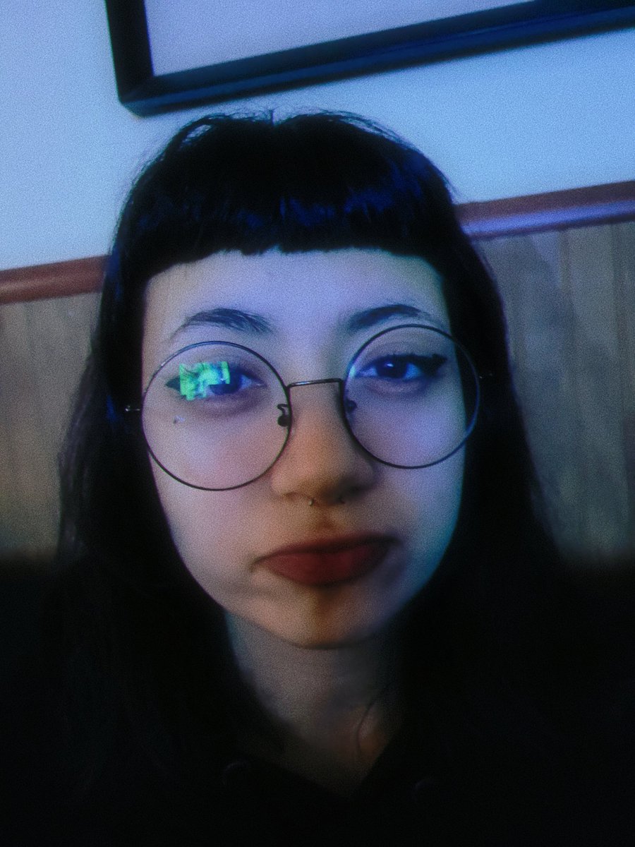 Moone 💛 tweet media