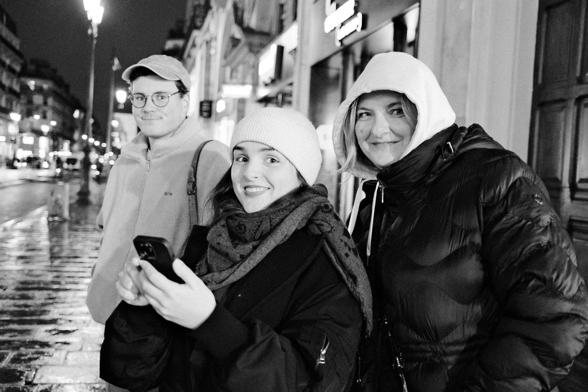 the5ource_com's tweet photo. #Beautiful people to create a beautiful #world ! It was a pleasure to meet you all at new @agoriamusic single pre-release event using #the5ource in front of @FG_DJ_Radio ! Such a pleasure to connect to others thanks to #music ! Let’s hack the world with beauty ! https://t.co/cOQdWdorxH