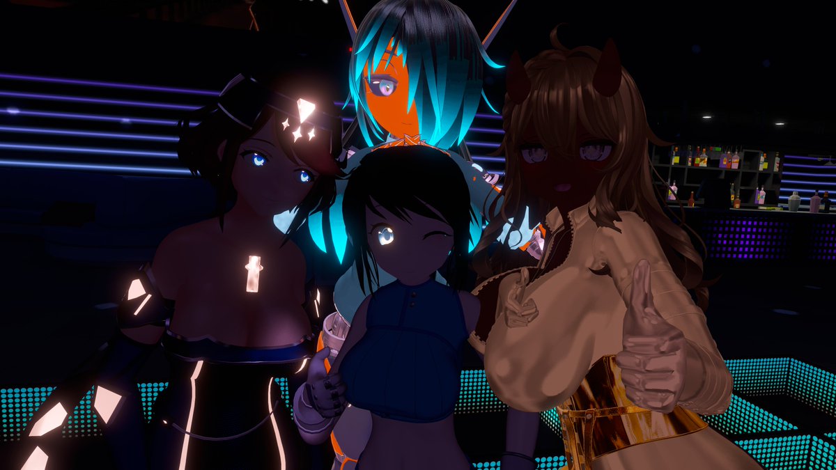 love a good time with the homie fun photo yeey @DemiFoxVR  @ redstacks @Deravorn  @LideferSears
