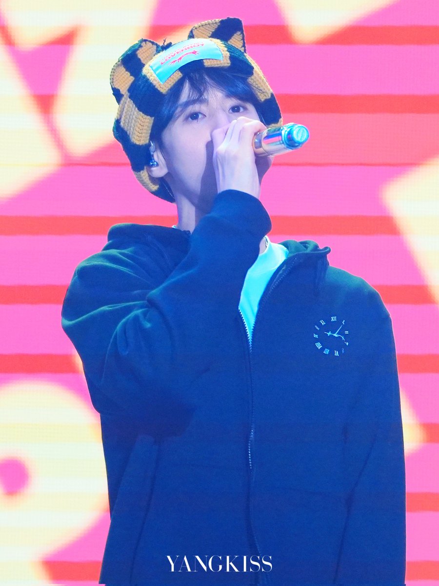 Yang_Kiss's tweet photo. 231119 하이라이트 팬콘서트 명탐정 하이라이트
#요섭 #양요섭

러버보이 요섭이 실존🥹 https://t.co/Il2TbgBs6q