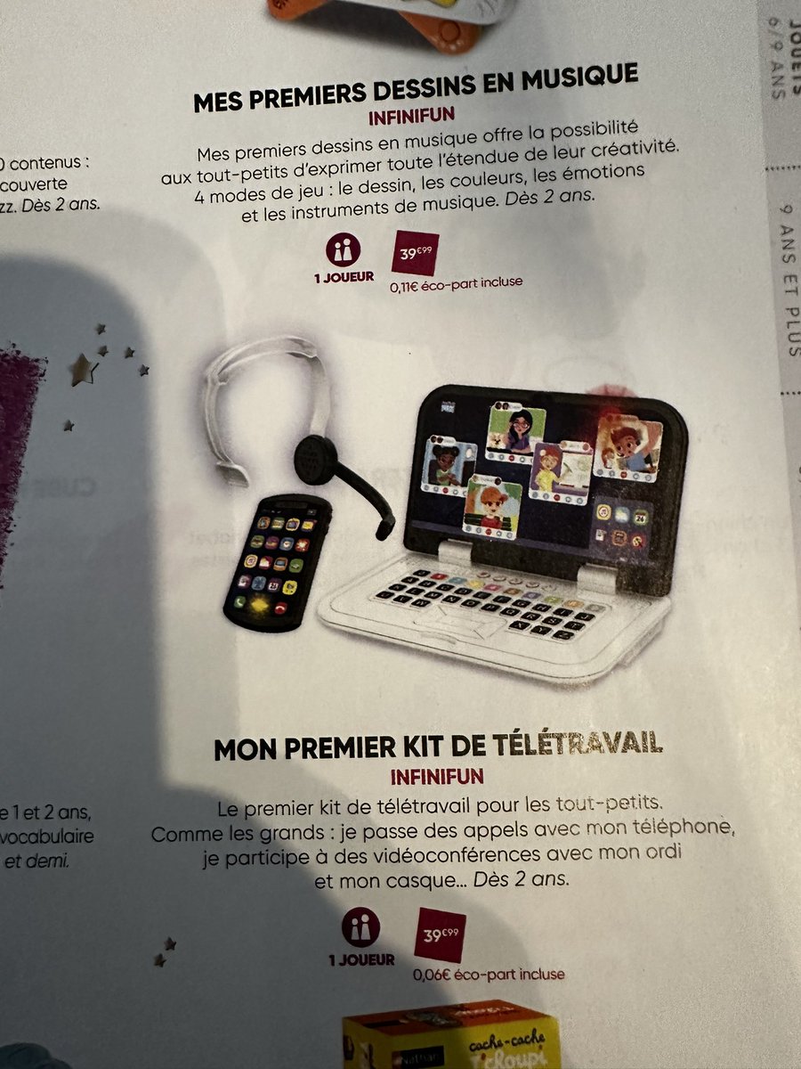 ClementiCris's tweet image. Je l’avais pas vu venir celui là dans le catalogue @Fnac de Noël . 🤣🤣🤣

#teletravail