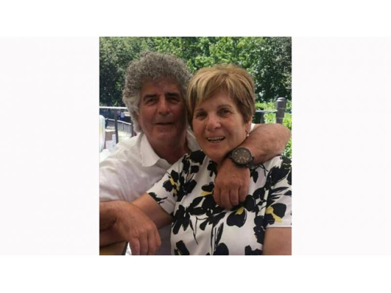 tuttobiciweb_it's tweet photo. Il mondo del ciclismo si stringe attorno a Brunello #Fanini, storico organizzatore del #GirodiToscana femminile: nella notte si è spenta la moglie, signora Giulietta
https://t.co/Rf40Moy9kv https://t.co/2YFcVjGxjP