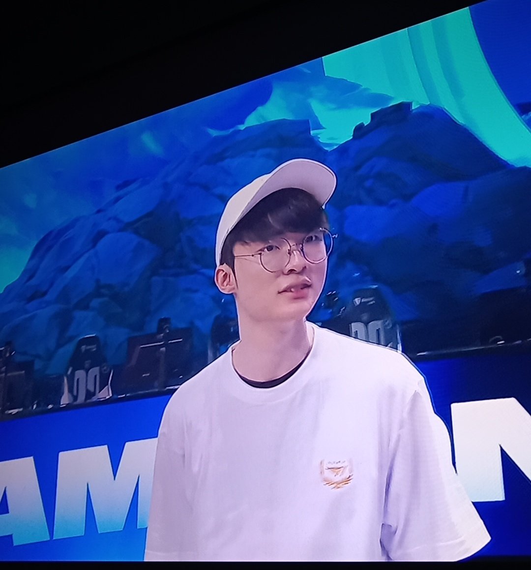 haruvoon's tweet photo. BABY 🥺❤️‍🩹 https://t.co/0LXCENUDqX