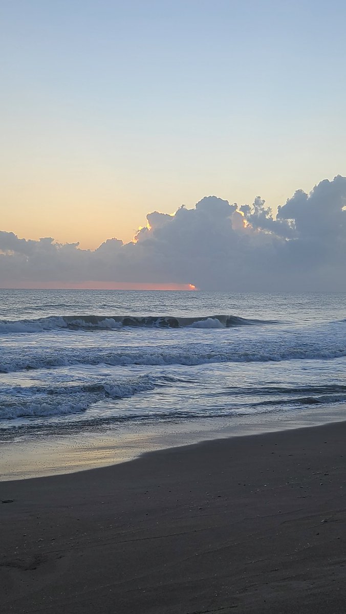 Live on Twitch and Kick come watch, beach fishing boi!!!!