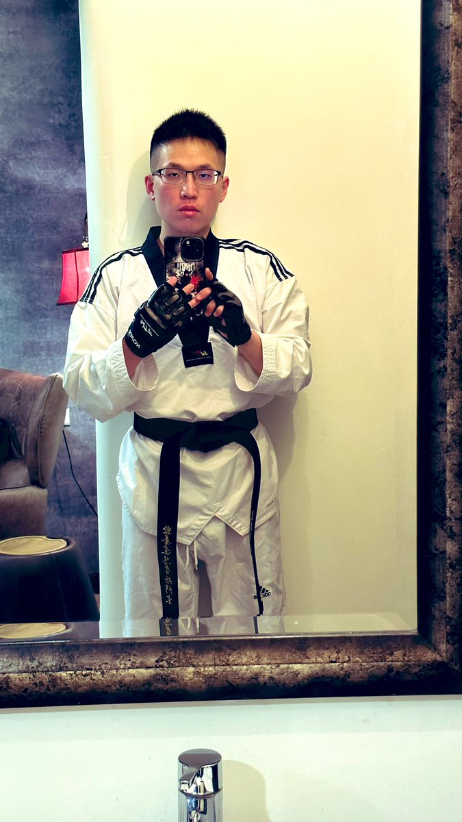 花了一小時的生日一拍
By台中