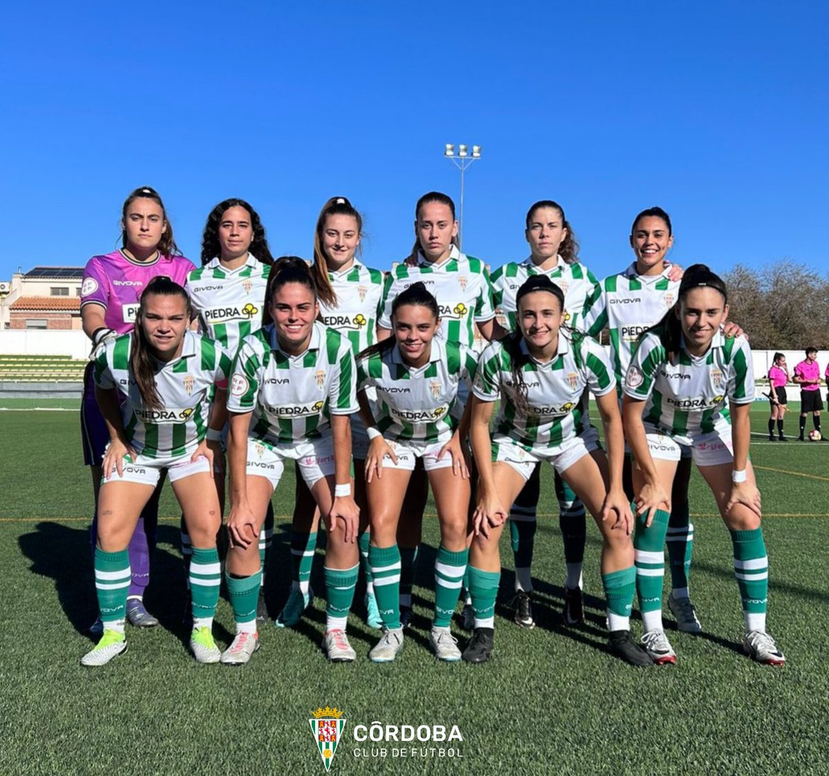canblanquiverde's tweet photo. 🅵🅸🅽🅰🅻 
#AlbaceteCCF 0️⃣-2️⃣

3ª victoria consecutiva para las de Chico y 3ª portería a 0. Siguen creciendo las blanquiverdes.

⚽ Marta Arias 
⚽ Lorena Guillén 

#futfem #segundaRFEFfem #CCFlive https://t.co/L7p3YCDGeF