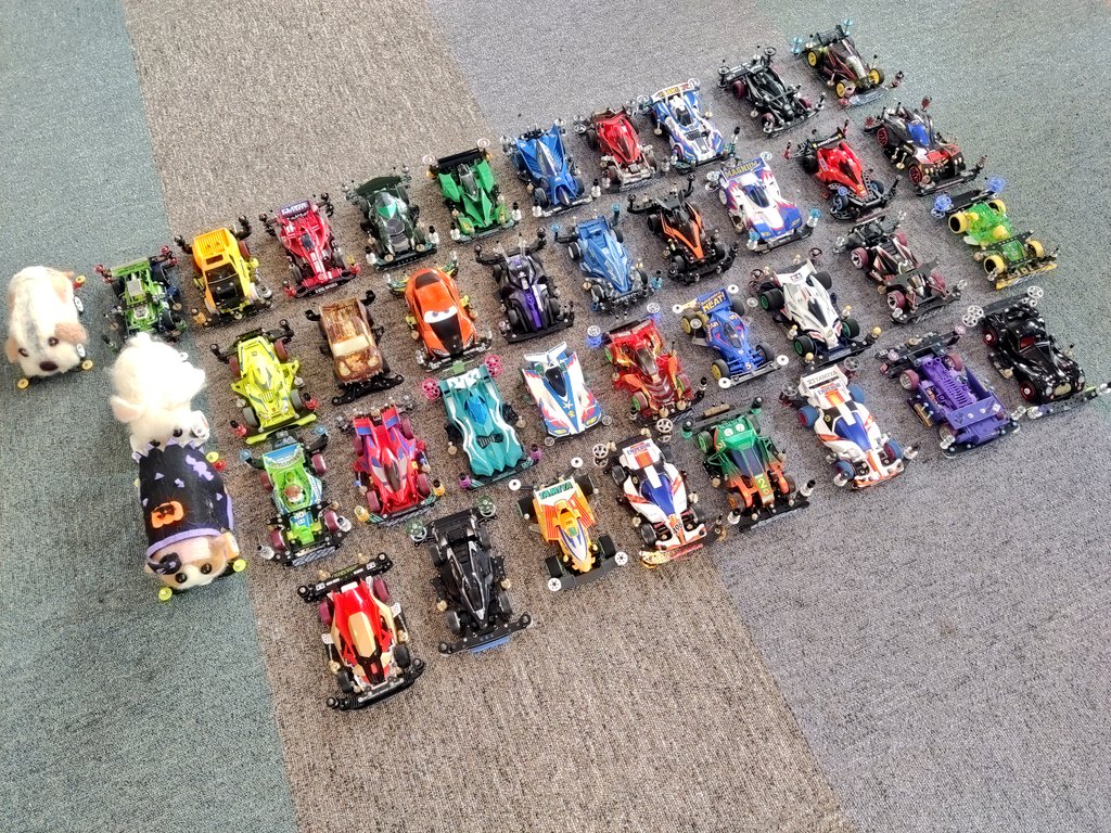 nx1441's tweet photo. 千秋楽にキッズのTAREKAレースにミニ四駆三昧の一日でした😆
結果は残せませんでしたが、ARTAREKAマシンなかなか良いよ😁♪
今度カズさんに教わろうかな😏
参加された皆さん、お疲れ様でした～👍
#ミニ四駆
#4fes
#サニーランドフォルテ店
#キッズウォーカー柴田店 https://t.co/MXG7gzgexi