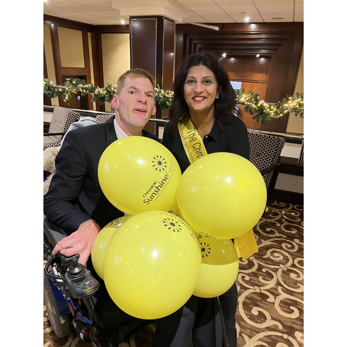 RACH2208's tweet image. Great night on Thursday supporting @Sunshine_Fund @PeteGravesTV @hailfabio 🌻💛🌻💛 #questionofsport