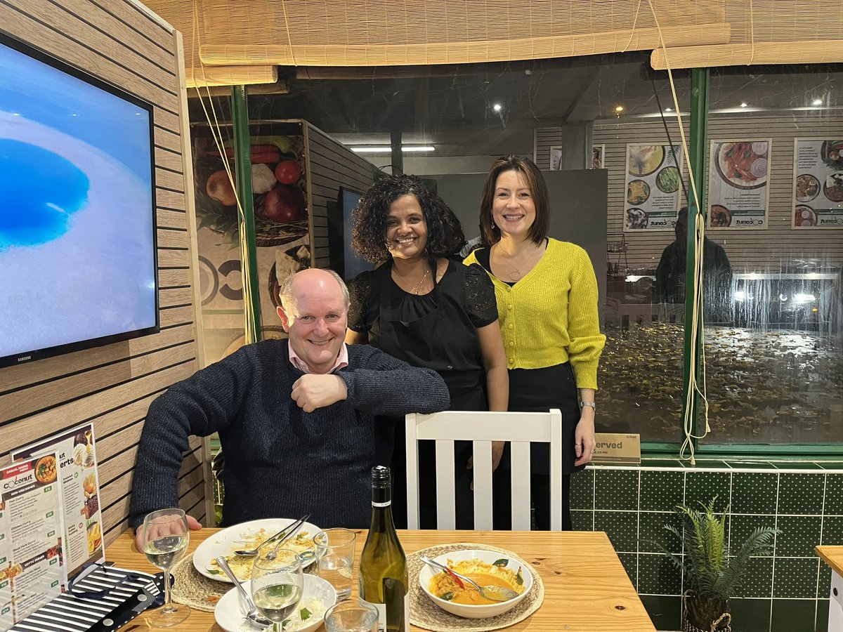Mightily impressed by the Sri Lankan fusion food at Coconut, the new restaurant from my former @Selwyn1882 colleague Komala (centre). Well worth a visit - or a takeaway - if you’re in Cambridge. coconutcambridge.co.uk