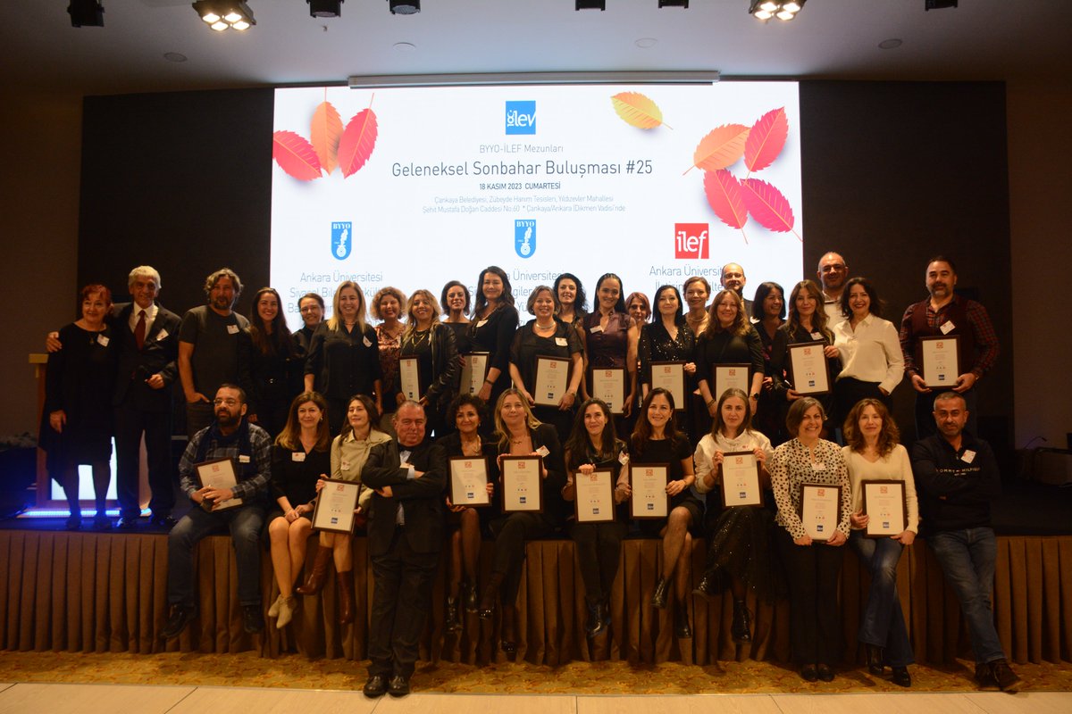 GorunumGzt's tweet photo. Mezunlar 25’inci kez Sonbahar Yemeğinde buluştu

İLEV’in düzenlediği Sonbahar Buluşmalarının 25’incisi yapıldı. Mezuniyetlerinin 50’nci, 40’ıncı ve 25’inci yılını kutlayan mezunlara hediyeler verildi.

https://t.co/0hPbMVD8Fw https://t.co/SqeHcmG4gQ