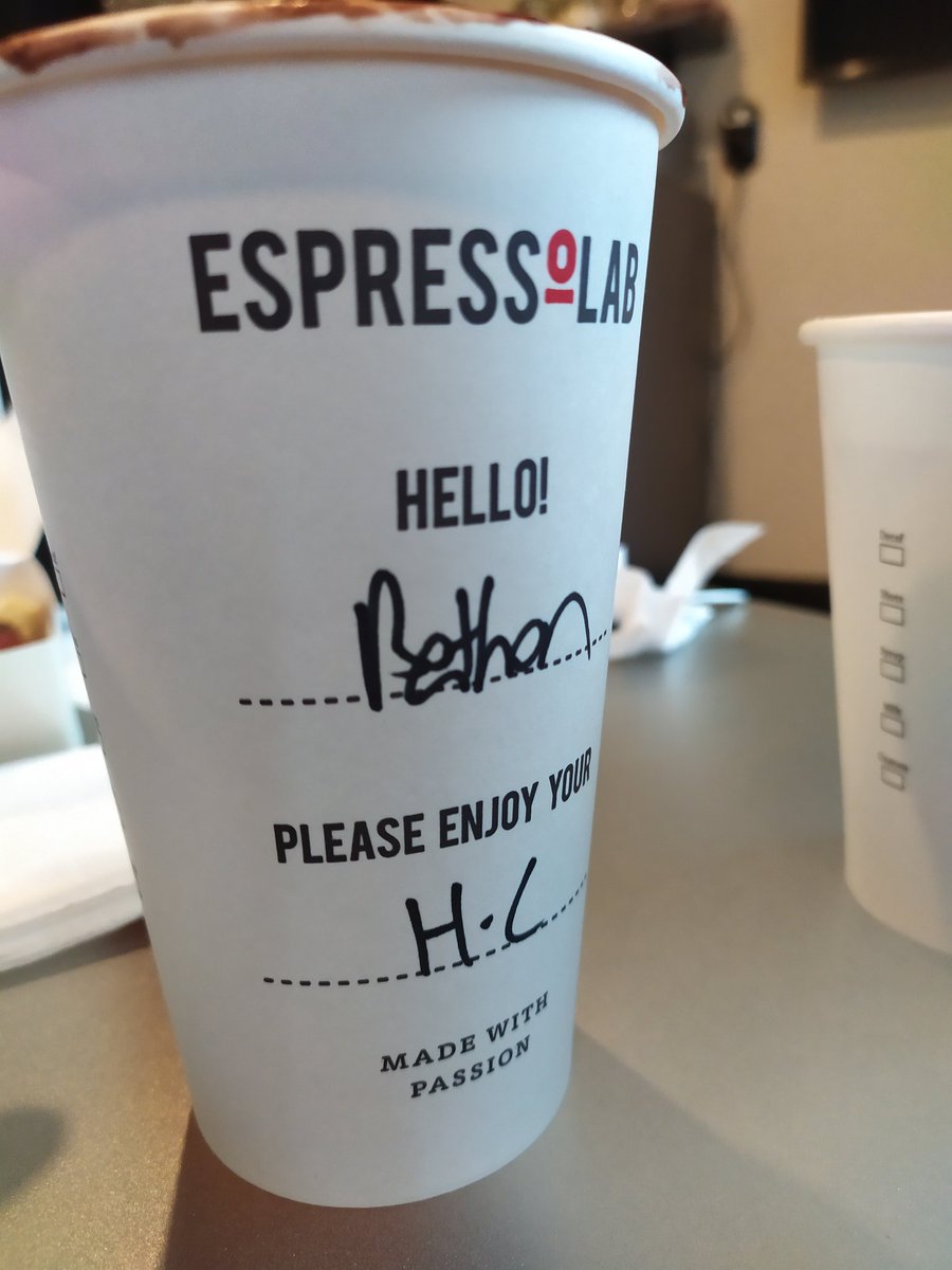 Finally got my coffeeshop moment of someone not understanding my name... Bethon sure was close to Martin 😂