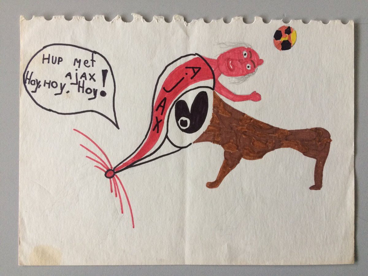 willemkolvoort's tweet photo. Ha! Ik wist dat ik de tekening die ik als 10-jarige maakte in 1975 (vast na die wedstrijd tegen Feijenoord (6-0) nog ergens had. Raar fantasiebeest met Ruud Geels op zijn kop. Dat blijven hangen in de lucht deed ik later na bij DIO4 in de jaren 90… 
rip #ruudgeels https://t.co/pqKKc27ybi