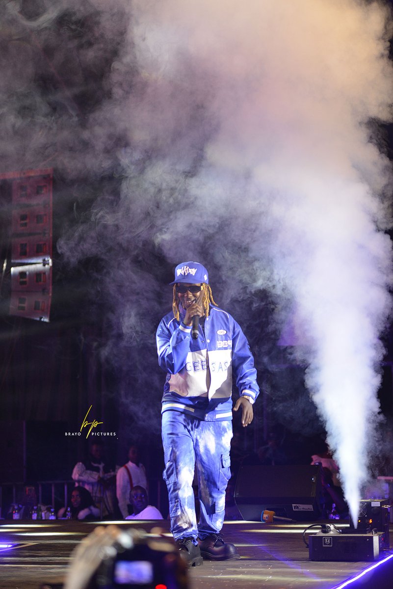 mc_nac_walker's tweet photo. No. 4
#ChekechaLiveConcert https://t.co/CcTcpD27wh