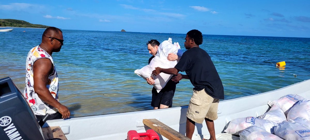 FijiNDRMO's tweet photo. YASAWA 📍

Today, our amazing team onboard HMNZ Manawanui continued their journey through #TCMal affected villages in Yasawa. 
The team made a pitstop at Kese Village in Naviti earlier today to distribute much-needed food ration supplies &amp; also conduct Initial Damage Assessments. https://t.co/Icu7DByb2R