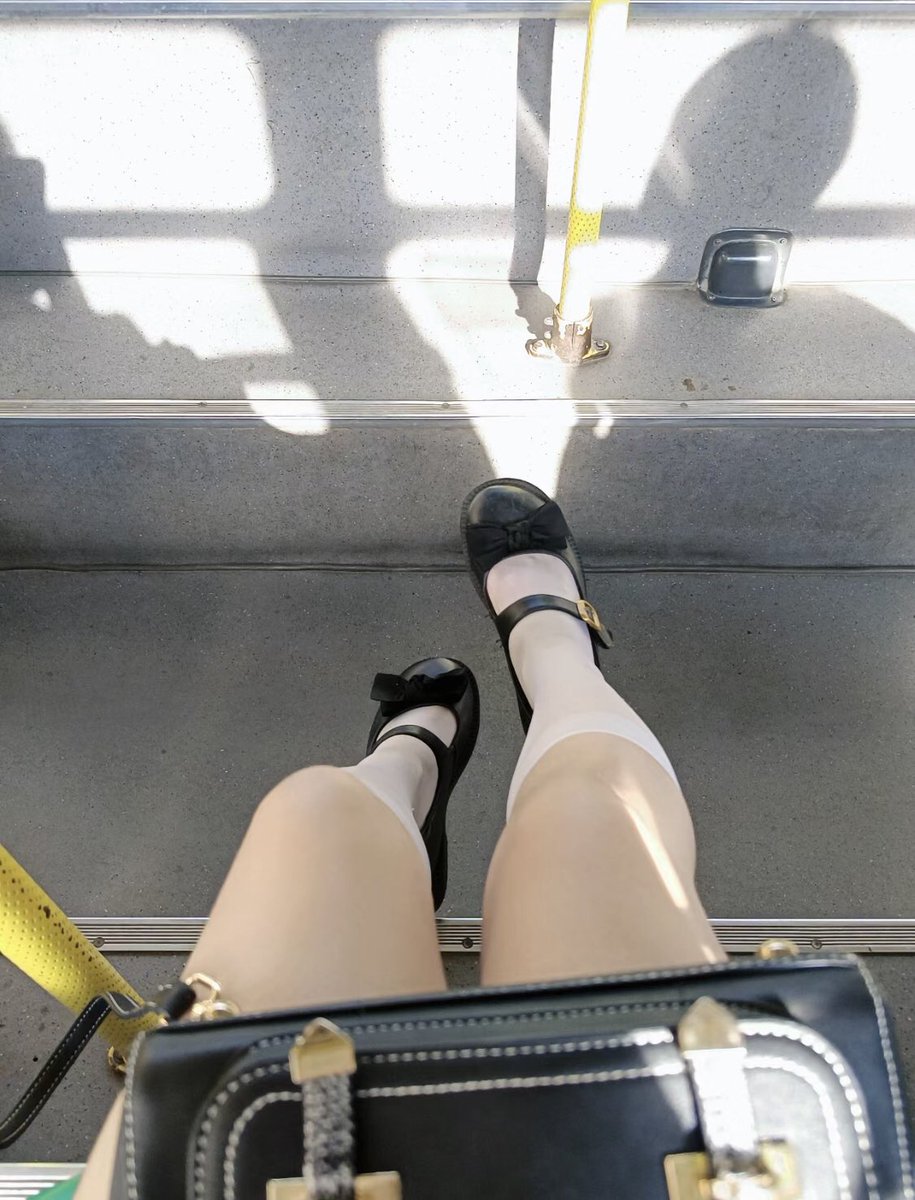 a_kimo1979's tweet photo. 好羞耻啊，今天扮个萝莉，太上老君，王母娘娘玉皇大帝保佑我千万别遇到熟人🙈🙈🙈 #女大学生 #大学生 https://t.co/s0c30xKDMR