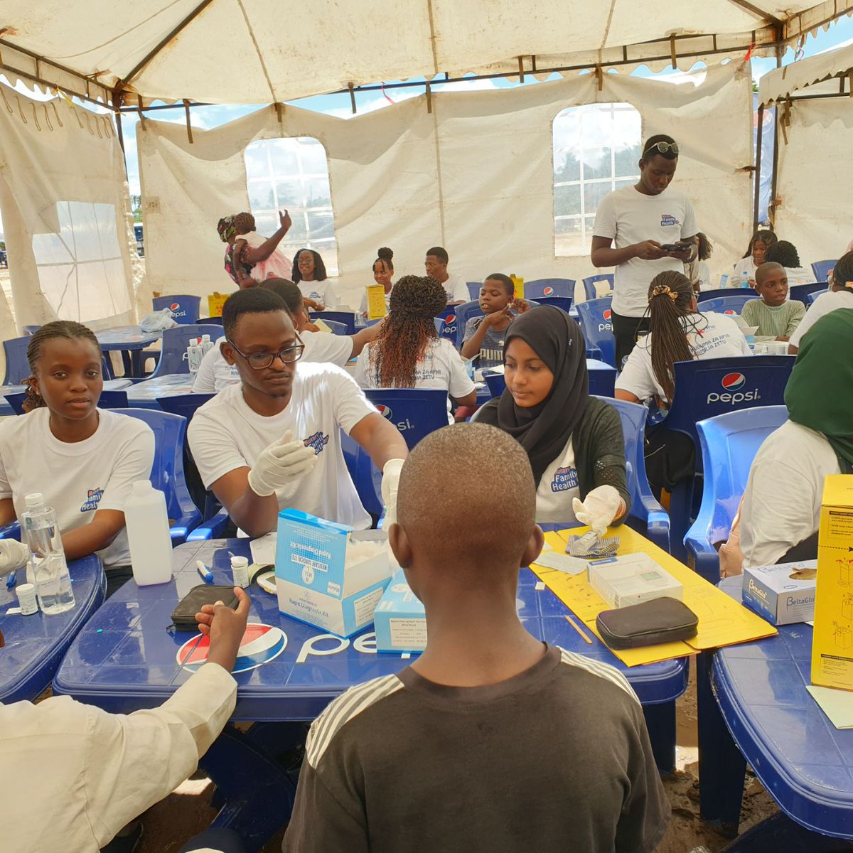 rottanzania's tweet photo. #RotaryHealthDays
@RotaractD9214 @RotaryBahari @Rotary @RctAlphaTz @RotaractKwanza @RotaractMuhas @Rotaractkairuki https://t.co/JR8cMkHpzF