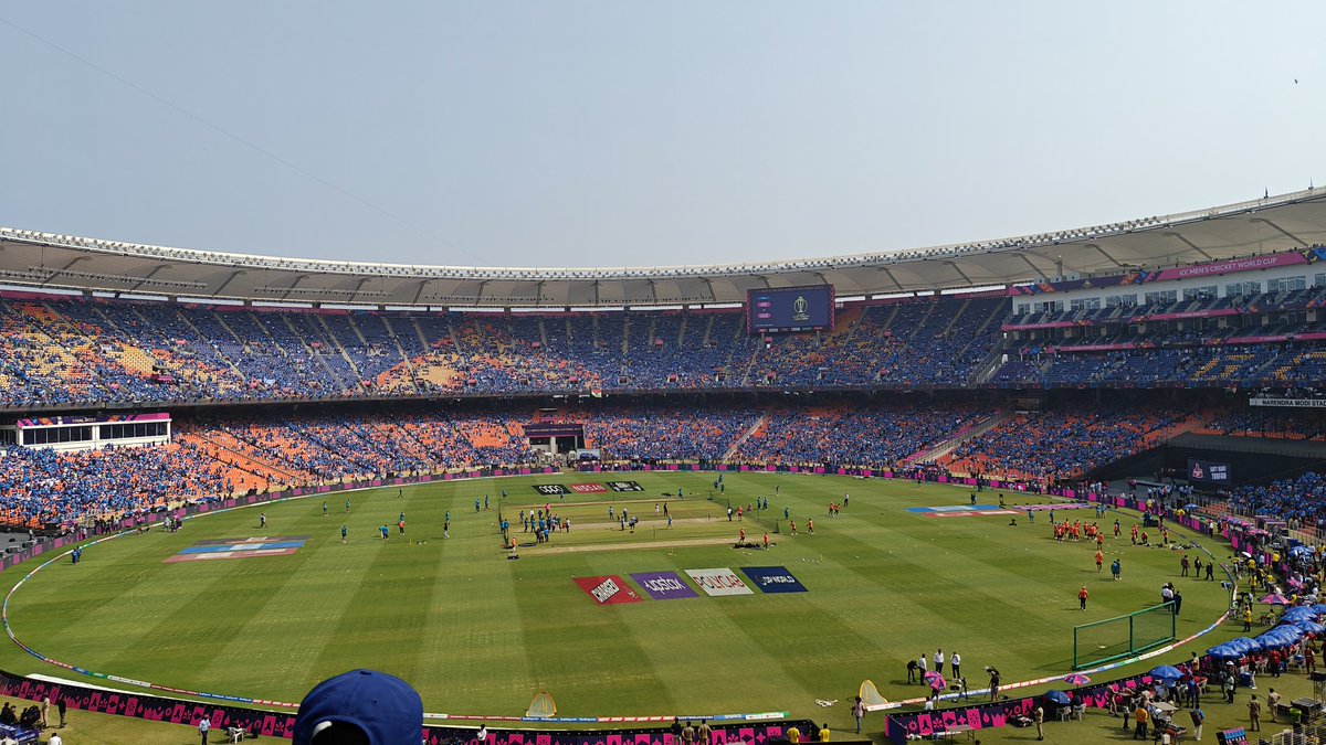 ppushp7's tweet photo. World Cup Pilgrimage Day 15
Grand finale India takes on Australia
There cannot be a better birthday gift than India lifting the cup 🏆
#INDvAUS #AUSvIND #CWC23 https://t.co/hDyC4KrPIT