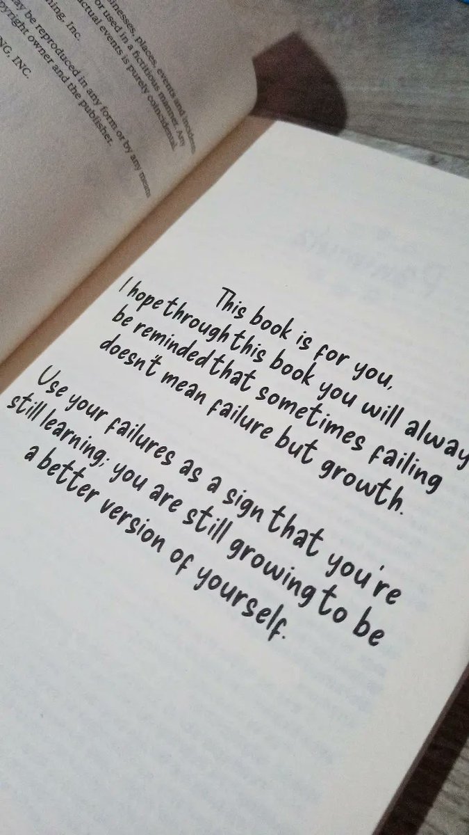 iscaldag's tweet photo. your first book as my first book, @alluringliwp :)
zafithiel is home, it's so pretty i could cry 🤍 https://t.co/4LDiwuS2We