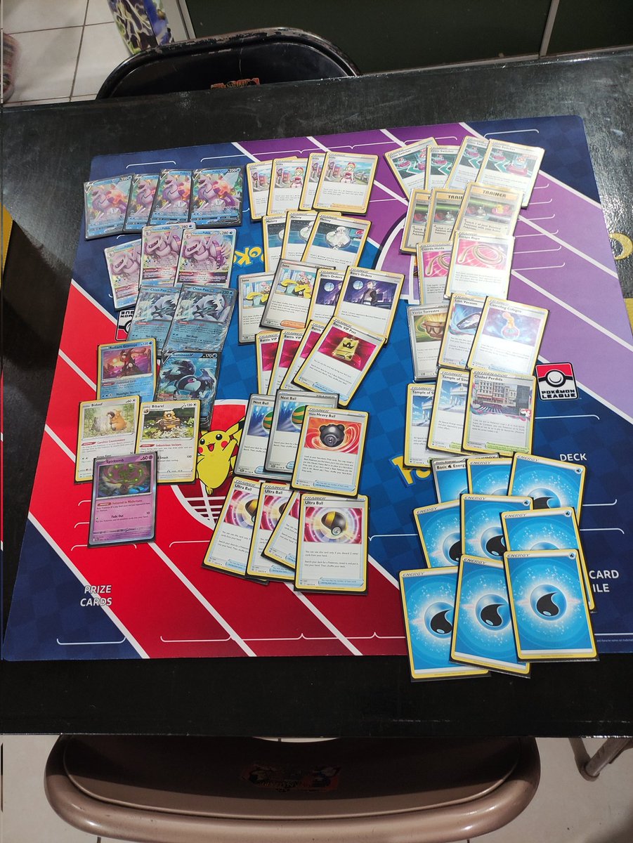 These last 3 months I've gotten into playing Pokémon TCG, and today I won my first League Challenge (small local that awards world's points)

Not sure if anyone is into it, but here's a shitty pic of the list I played lol