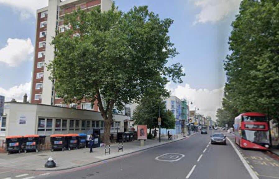 HistoryOfStokey's tweet photo. The Alexandra Theatre at 65-7 Stoke Newington Rd. Designed by renowned theatre and music halls architect Frank Matcham who also designed the Hackney Empire. Built in 1897, closed in 1950, derelict till the early 60s when it was pulled down. Alexandra Court was built on the site. https://t.co/Yqq1CsIZP2