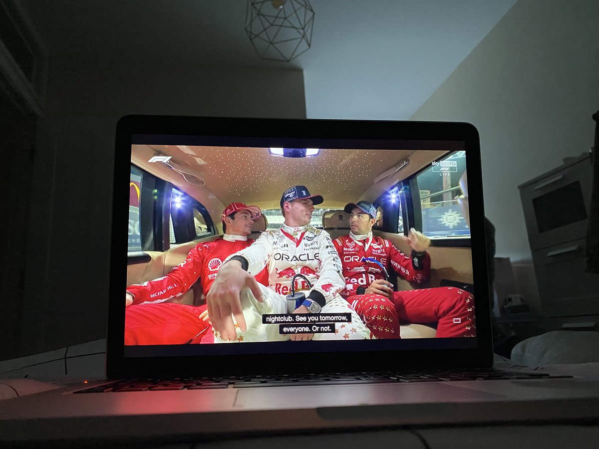 minimwe's tweet photo. 8am time for bed 🤣🤣 #LasVagasGP https://t.co/kePlYfeRBu