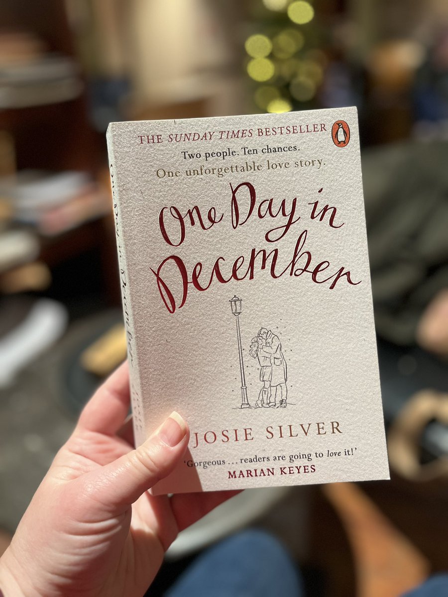 travels_along's tweet photo. Doing a #WhatThisWeek featuring bookmail #HouseOfShades #LianneDillsworth @HutchHeinemann
Current read #OneDayInDecember @JosieSilver_
Christmas trees and Book Trees
Plus carnival!!
Head to insta for more β¬οΈβ¬οΈβ¬οΈ
https://t.co/Y63Yxxy5Wy https://t.co/EIrb3r40n5