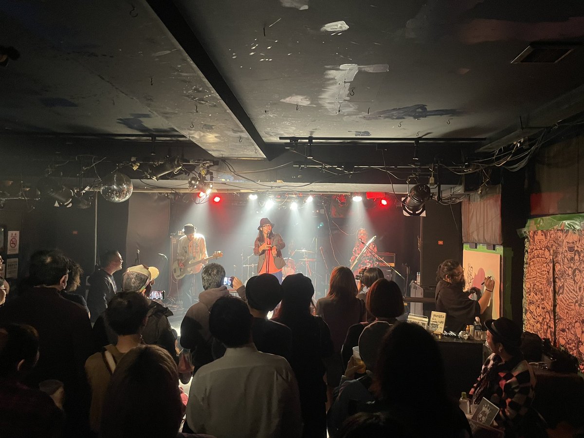 KEnZY_INDIG's tweet image. 2番手GOOD FELLAS開始！

#4DF