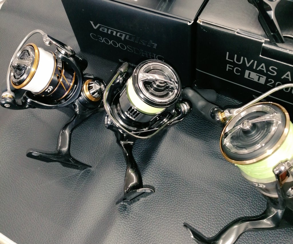 offhouse0716's tweet photo. #新入荷情報🐟
たくさんリール
お売り頂きました😊
#vanquish 
#calcutta
スピニング　ベイト　
電動　両軸リール❗
ご不要になりましたら、
是非当店にお持ち下さい✨
#オフハウス 
#ハードオフ 
#アウスポ 
#フィッシング https://t.co/0H2aNZfiun