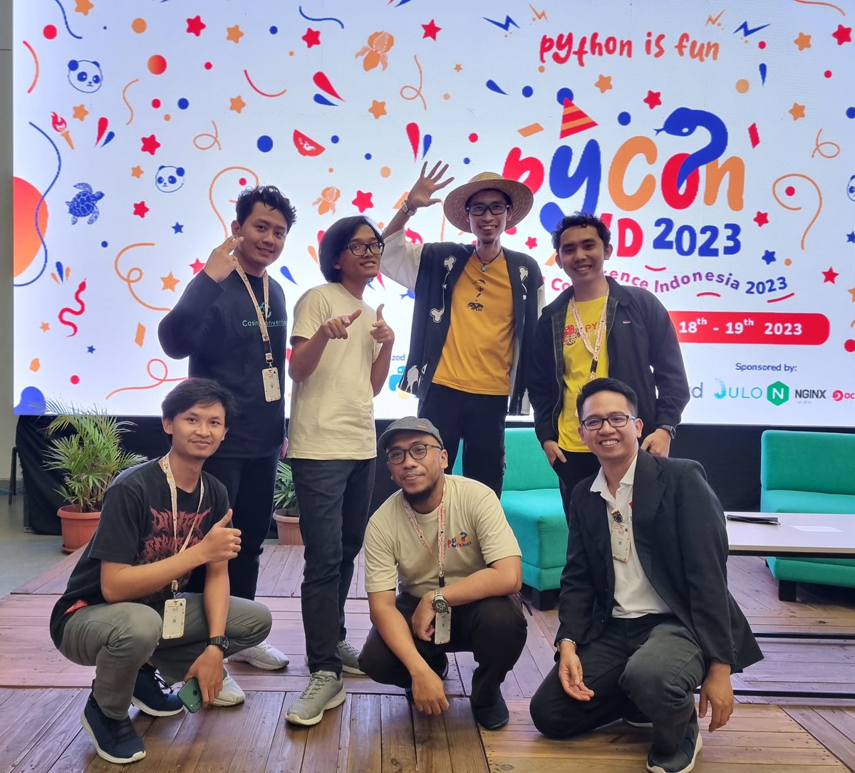 hehegaje's tweet image. Keseruan dan senang" bersama pengurus bandungpy dan pyjogja
#pythonisfun #pyconid23 #pyconid2023 #pythonid #bandung.py #pyjogja