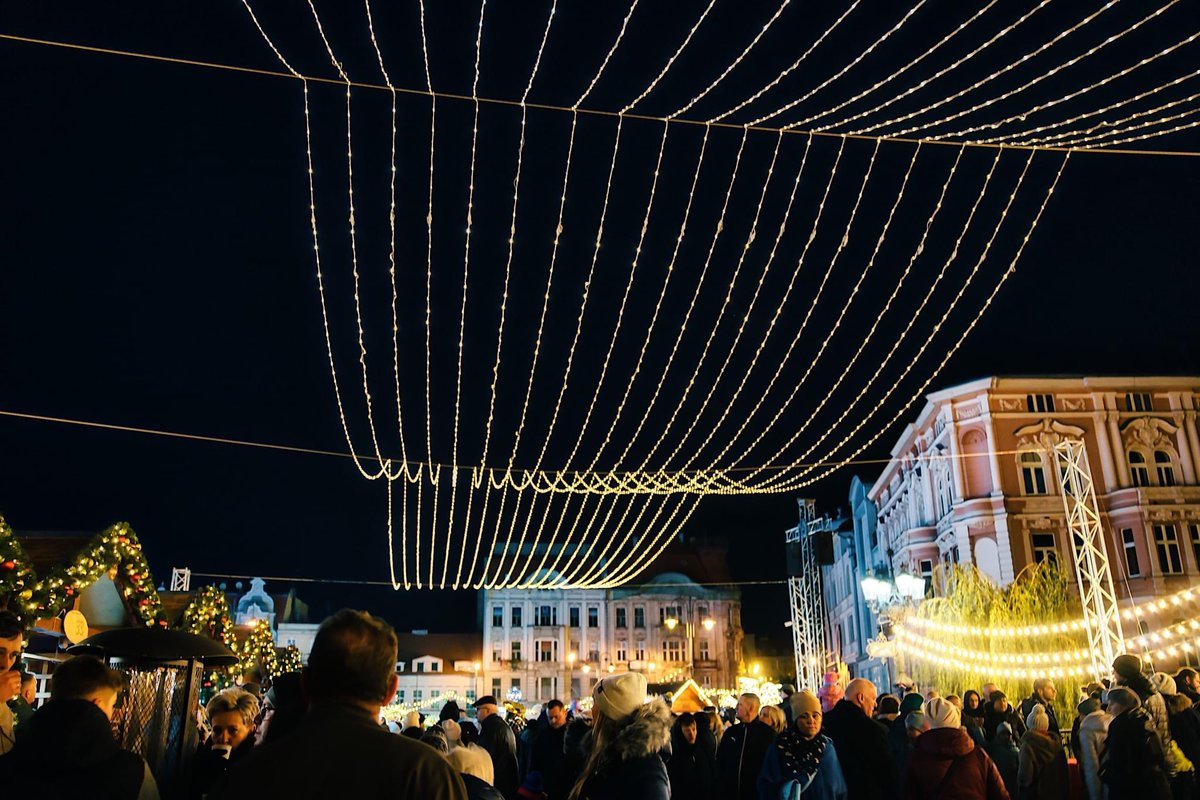 Jeśli jeszcze nie byliście w Bydgoszczy to jest idealna okazja. Ruszył Bydgoski Jarmark Świąteczny 🎄