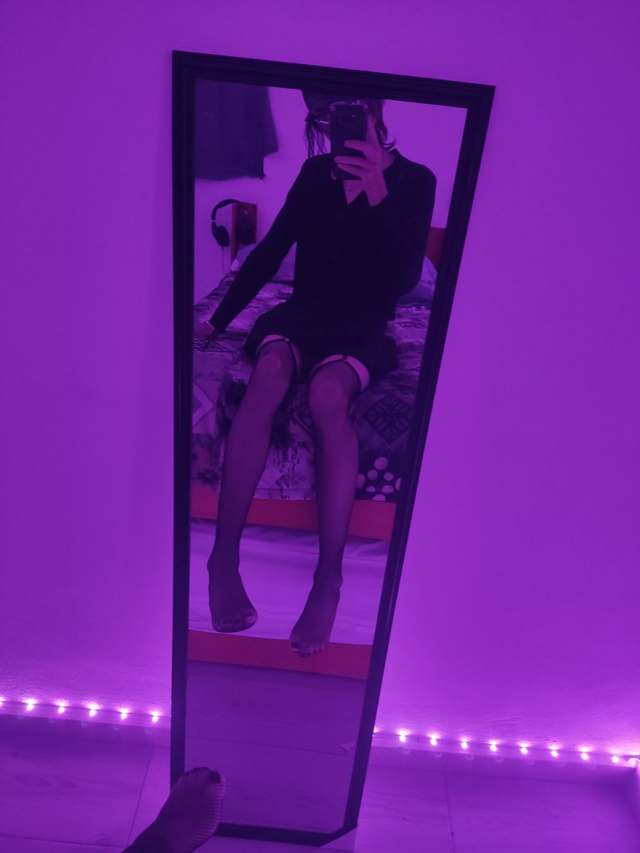 Mianime009's tweet photo. Subiré una fotito diaria de este outfit, mientras voy consiguiendo más ropita 💜
Hay hasta fotos mostrando de todo... 🤭👀💜
#femboy #trapito #sissy https://t.co/vnALZNjf1R