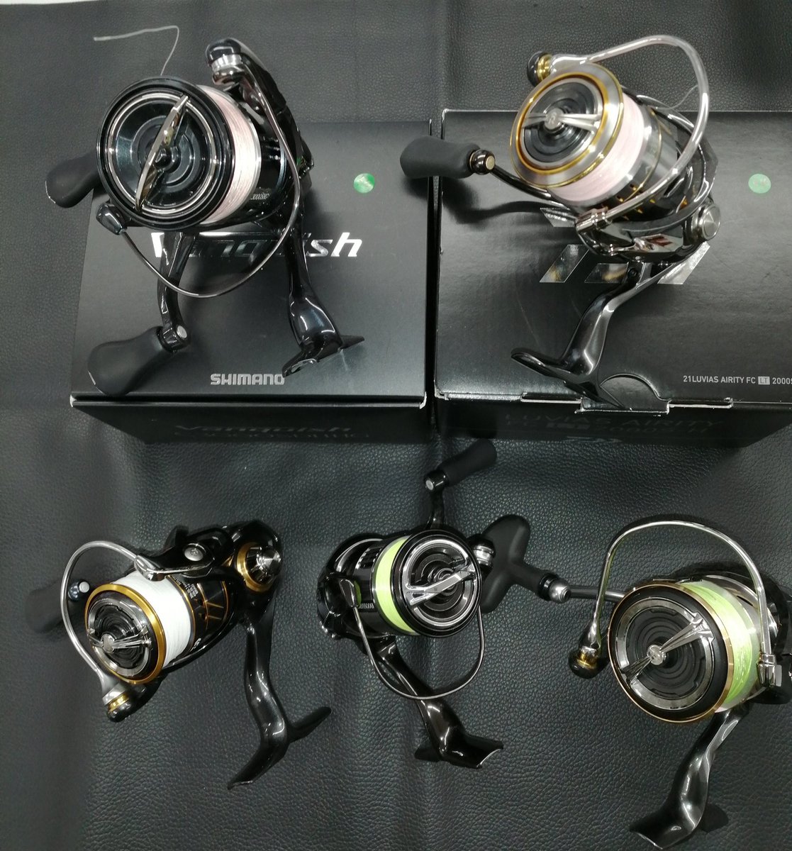 offhouse0716's tweet photo. #新入荷情報🐟
たくさんリール
お売り頂きました😊
#vanquish 
#calcutta
スピニング　ベイト　
電動　両軸リール❗
ご不要になりましたら、
是非当店にお持ち下さい✨
#オフハウス 
#ハードオフ 
#アウスポ 
#フィッシング https://t.co/0H2aNZfiun
