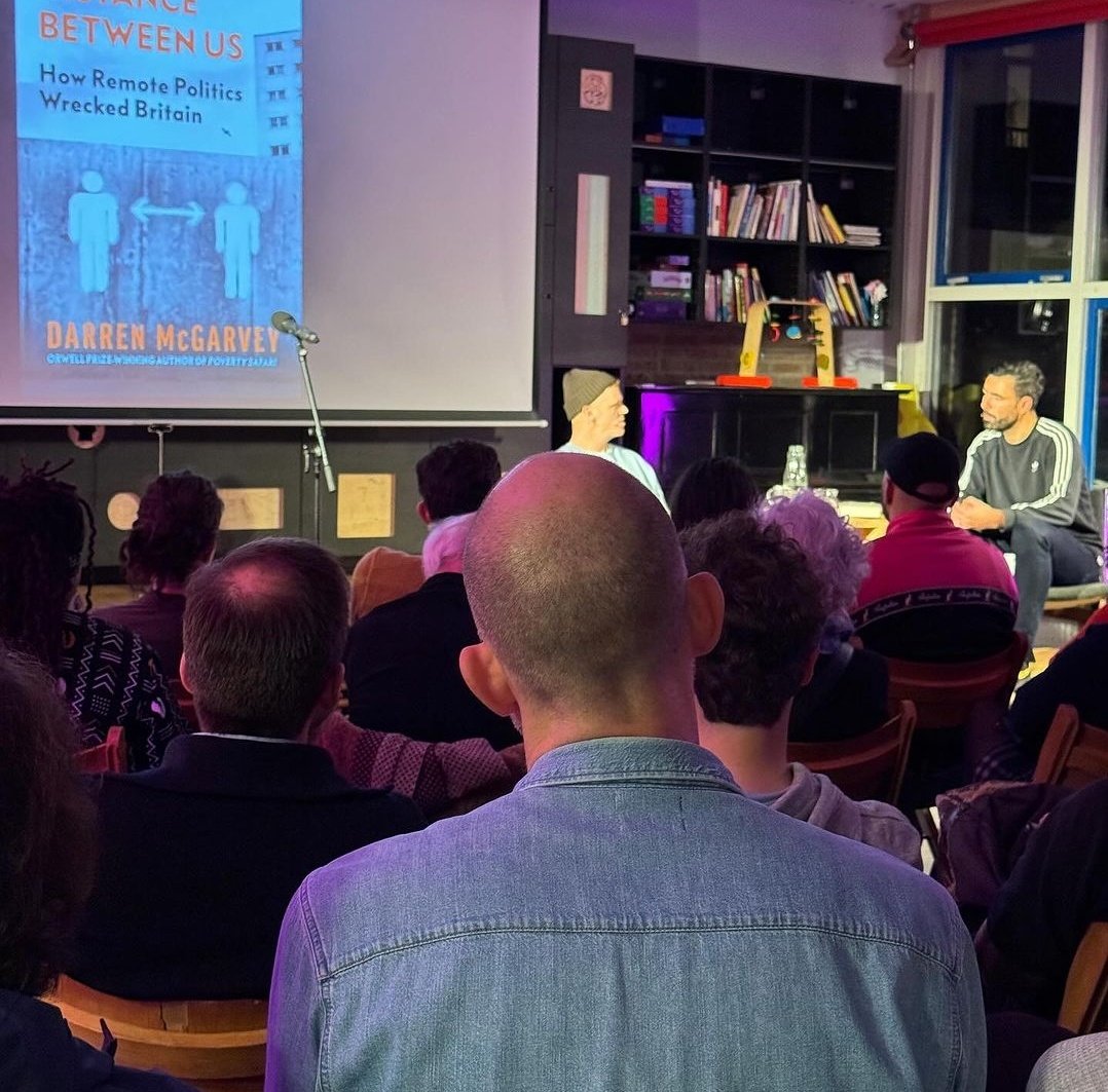 MeyerRon's tweet photo. What a night in Rotterdam. An honor to speak with @lokiscottishrap, one of the most authentic social commentators of our time. 

 "Class is a fundamental truth we can’t ignore". https://t.co/pWKR7W6FRG