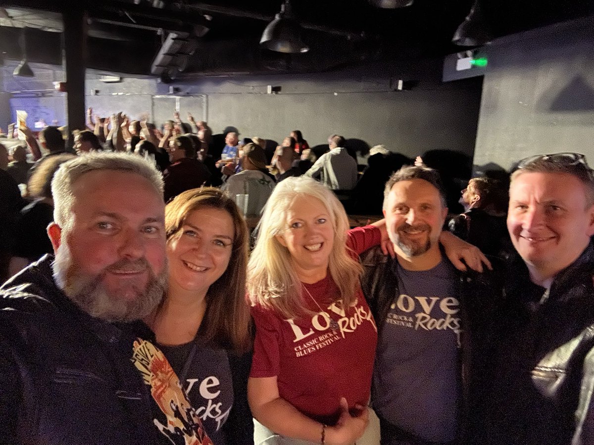 sjmacca72's tweet photo. @loverocksfest  crew out in force for Massive Wagons in Bournemouth last night. A good time was had by all!! https://t.co/BOq1PmBPcF