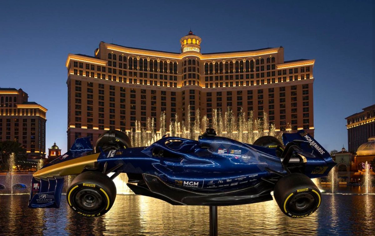 VitalVegas's tweet image. If you think months of gridlock, disruption and blocking iconic Las Vegas attractions for a 90-minute car race is OK...you may be beyond help. #WTF1