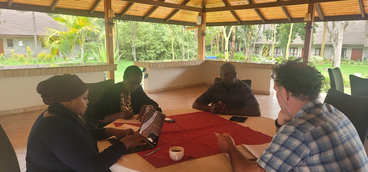 IDS_UONBI's tweet photo. RARE end-of-project retreat.
The team from IDS-UoN, University of Copenhagen, Danish Institute for International Studies and Roskilde University is grateful to Samburu and Kajiado communities for supporting the research project in the last four years.
#WeAreRARE https://t.co/2ZYTHNNYvg