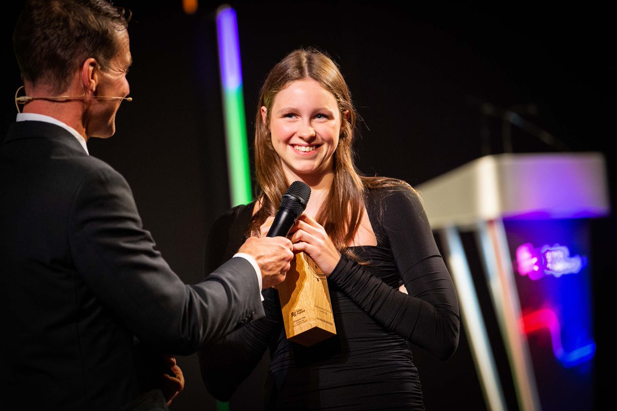 Swim_England's tweet image. Yesterday 😍

Check out a gallery of images from Saturday's Swim England National Awards on our Facebook page courtesy of @WHLJohnston 📸

Catch up on all the winners and finalists ➡️ bit.ly/NationalAwards…

#SENationalAwards