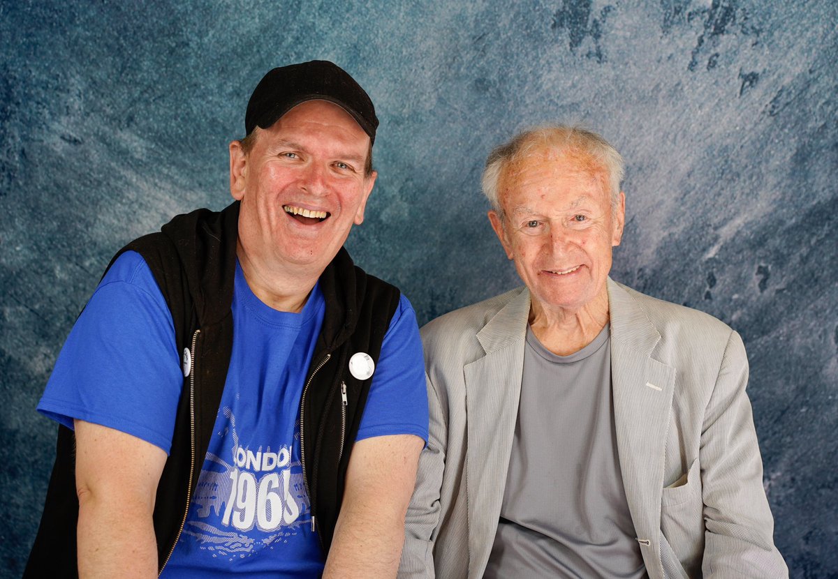 TimeLordDrew61's tweet image. Happy 99th Birthday to the Doctor Who Legend the Brilliant William Russell. #WilliamRussell #DoctorWho #Sixty