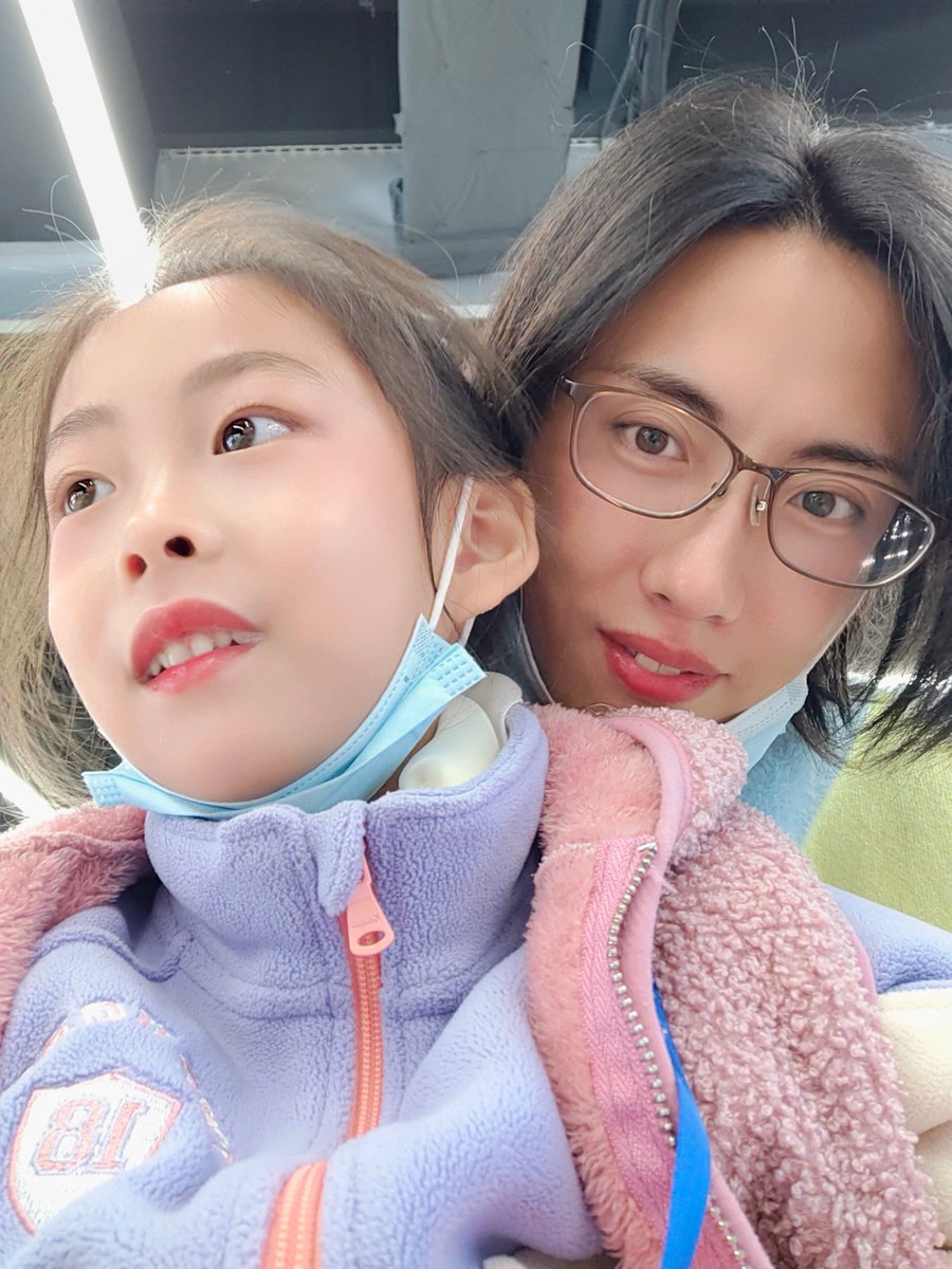 latouni2's tweet photo. 愉快的周末为什么总是过得那么快呢？😤 https://t.co/BBMErDhcfG