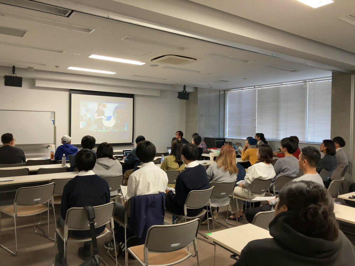 zushi_artfes's tweet image. 逗子アートフェスティバル2023
11月の全体MTGでした。
アーティストの皆様、報告会お疲れ様でした。
そして改めまして、ZAF2023にお越しくださった皆様、ありがとうございました。
来年度にもご期待ください！
#ZAF2023