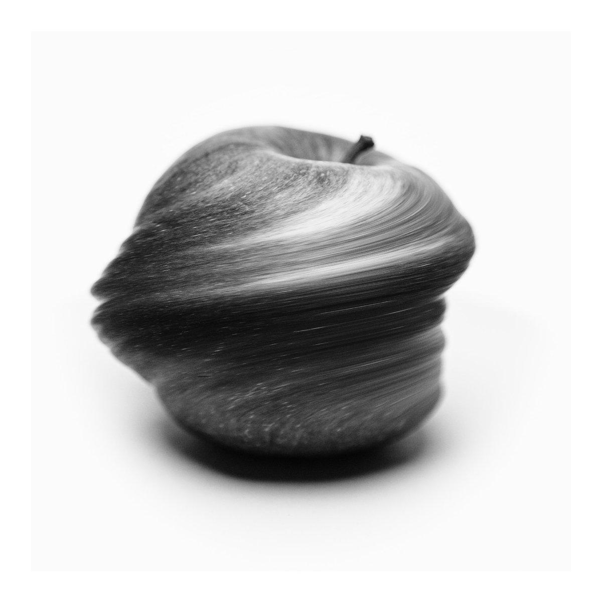 johnandreas's tweet photo. 'Whirl' a slit-scan photography experiment is now available on @foundation as a part of 'Le Salon Des Renegades' curated by @a1111ac011d0 https://t.co/W17nGaluFo