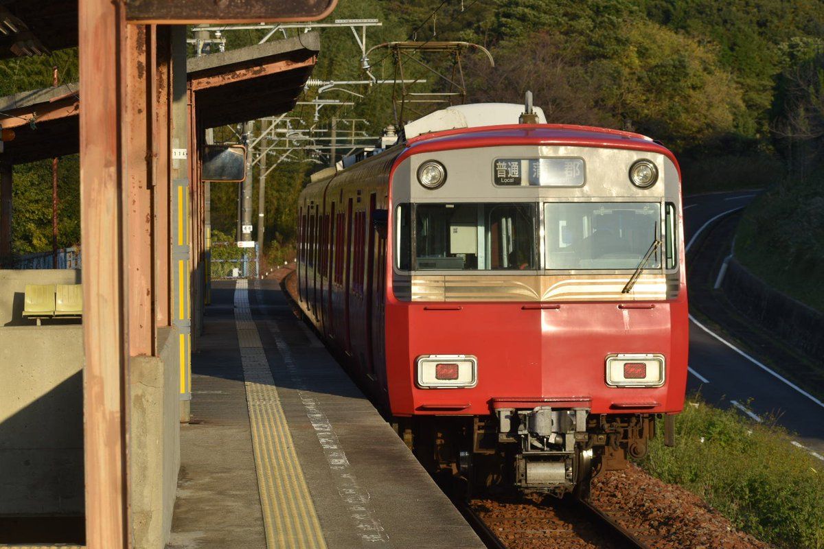 NNbH9VkRJxkmf0m's tweet photo. 名鉄蒲郡線6804F代走運用撮影
#6804F #にしがま線 https://t.co/DFlrzmfI9m