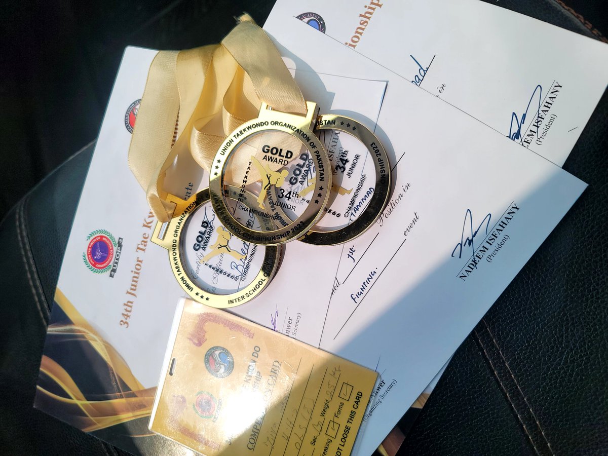 The legacy continues... 

#daughtersshining
#ProudFather 
#papakininja
#letthemshine