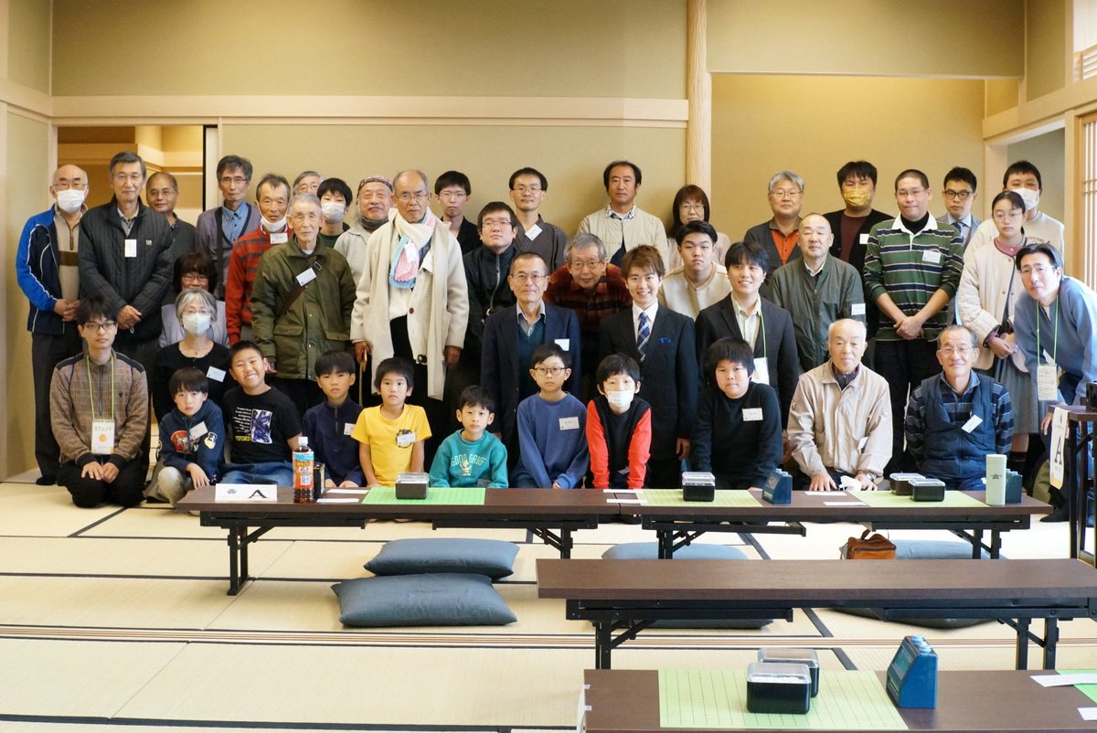 MasaoNishioka_'s tweet photo. 「第一回御城碁わかやま大会」
大盛況のうちに無事終了いたしました🤩

幼少期の頃から毎日のように眺めてきた和歌山城天守閣🏯で、和歌山市全面協力のもと開催出来て、嬉しい限りです！

参加者の皆様、運営に携わってくださった皆様、本当にありがとうございました🙇‍♂️✨

 #和歌山城 #御城碁 #囲碁 https://t.co/aTDm3pm8ke
