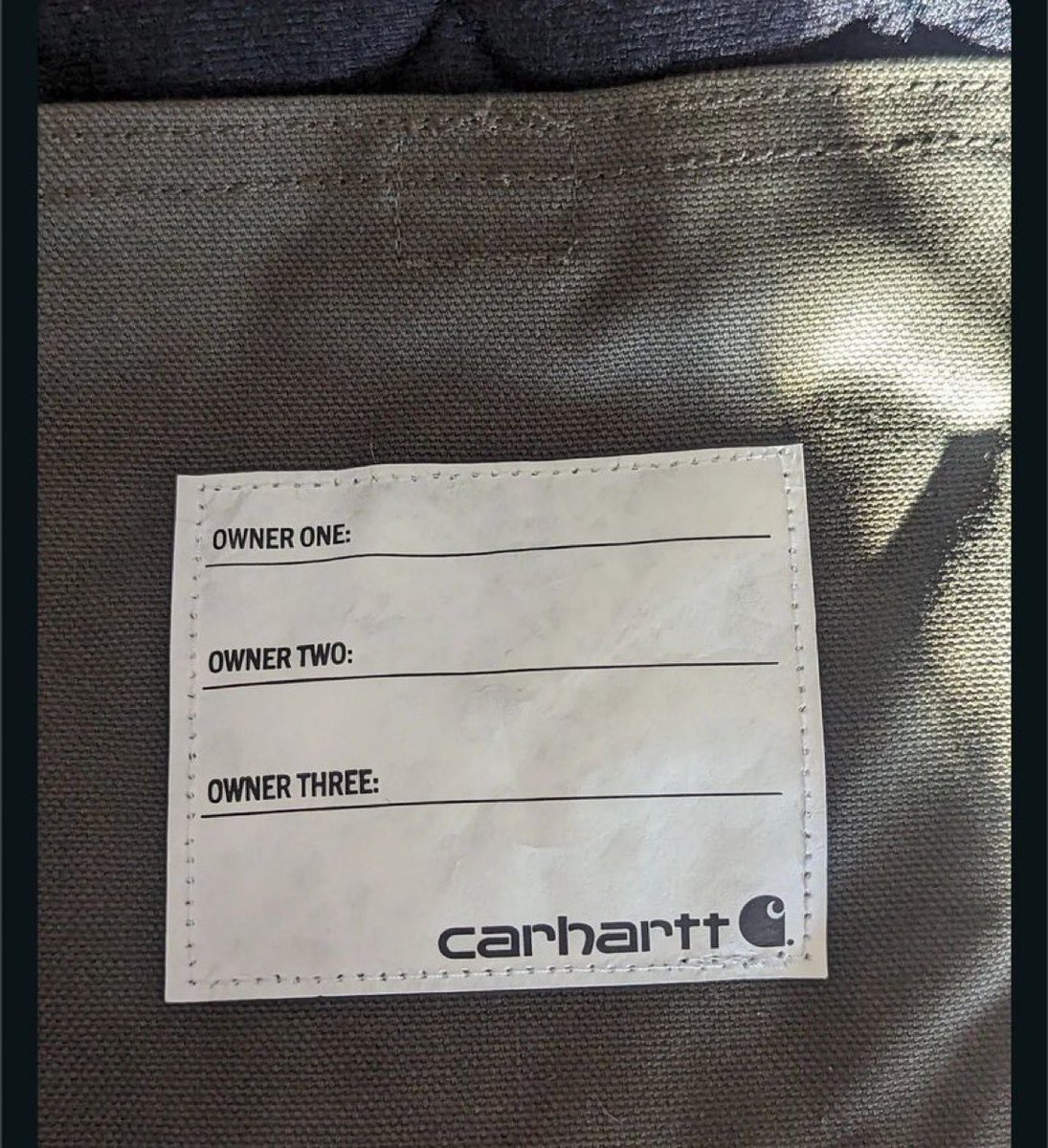 How to simply and eloquently tell a product story of durability and sustainability. LOVE this from <a href="/Carhartt/">Carhartt</a>